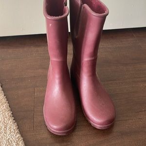 Sperry rain boots in great condition only worn a handful of times